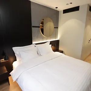 Gremmy Boutique 4*, Tirana Albanië
